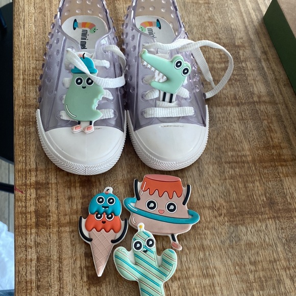Mini Melissa Polibolha + Turma shoes - Picture 7 of 11